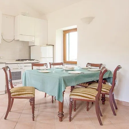 Casa Marta Apartment San Pietro Vara